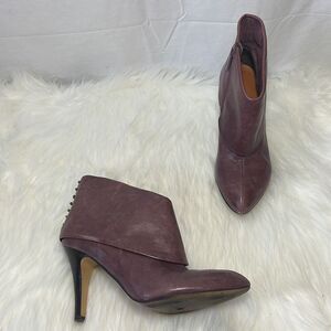 Nine West Vintage Wine Distressed High Heel Side Zip Booties. Sz 8.5
